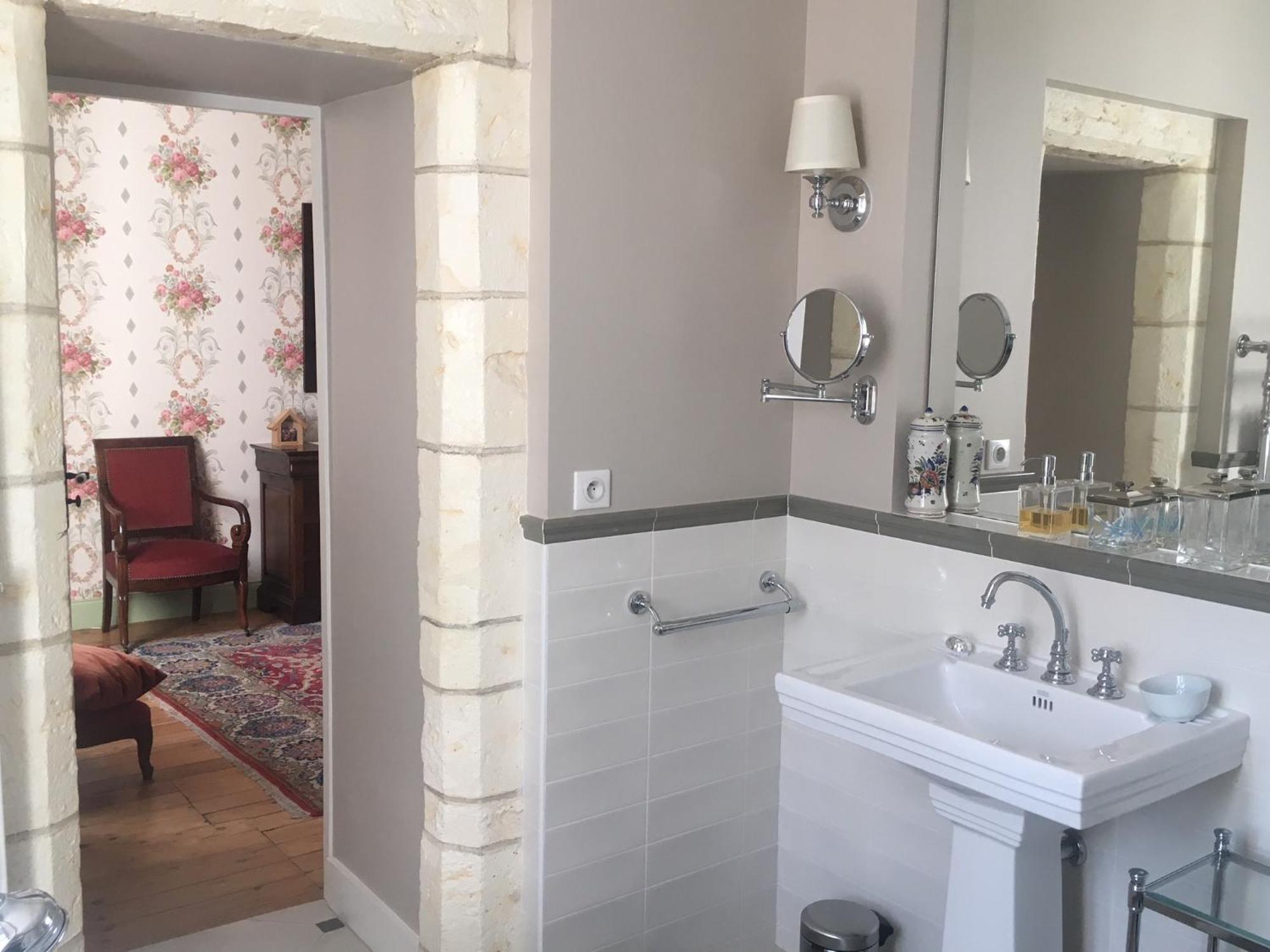 Le Prieure D'Orchaise Room photo